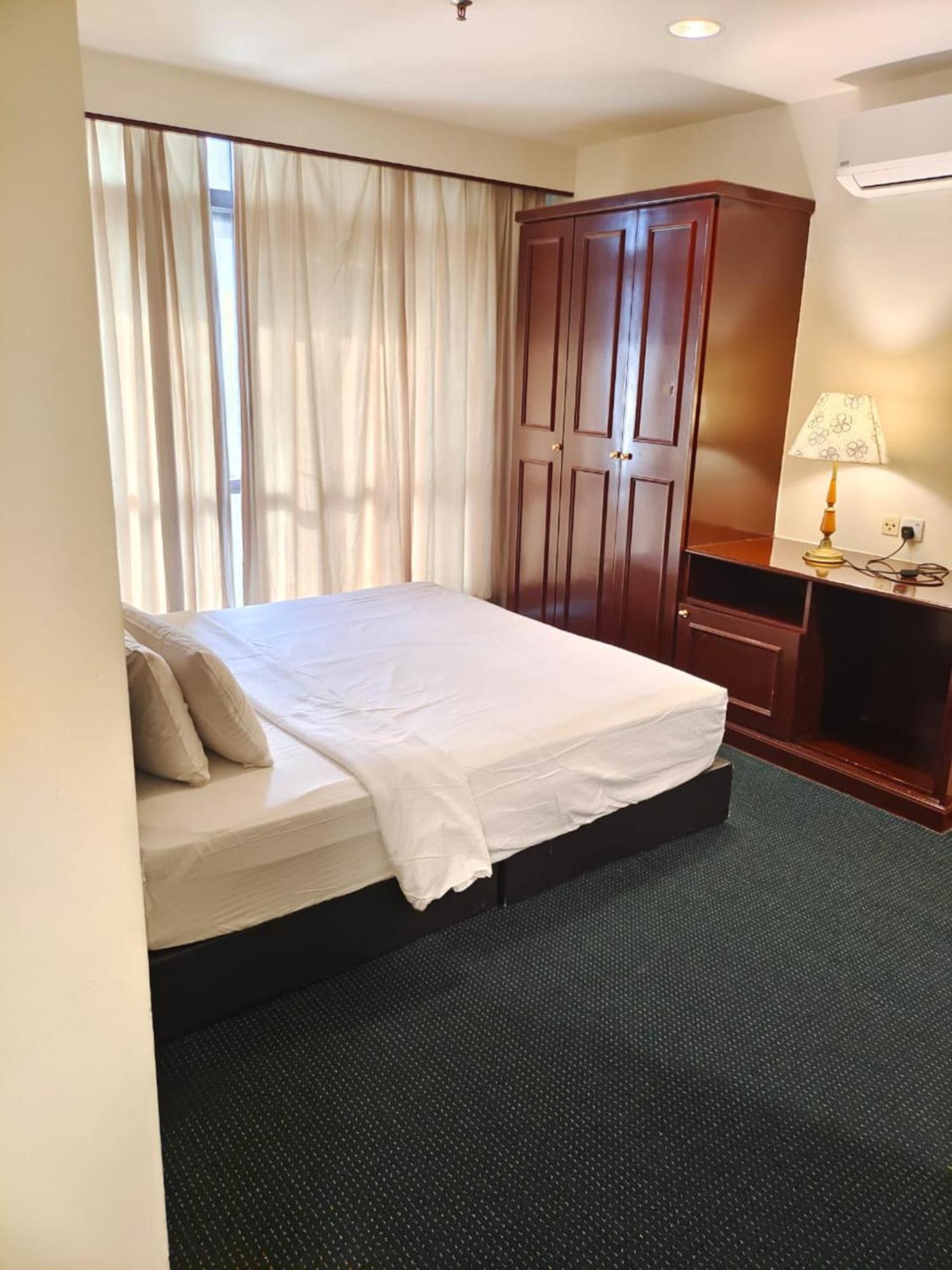 Kl Rosemary Service Times Square By Jhr